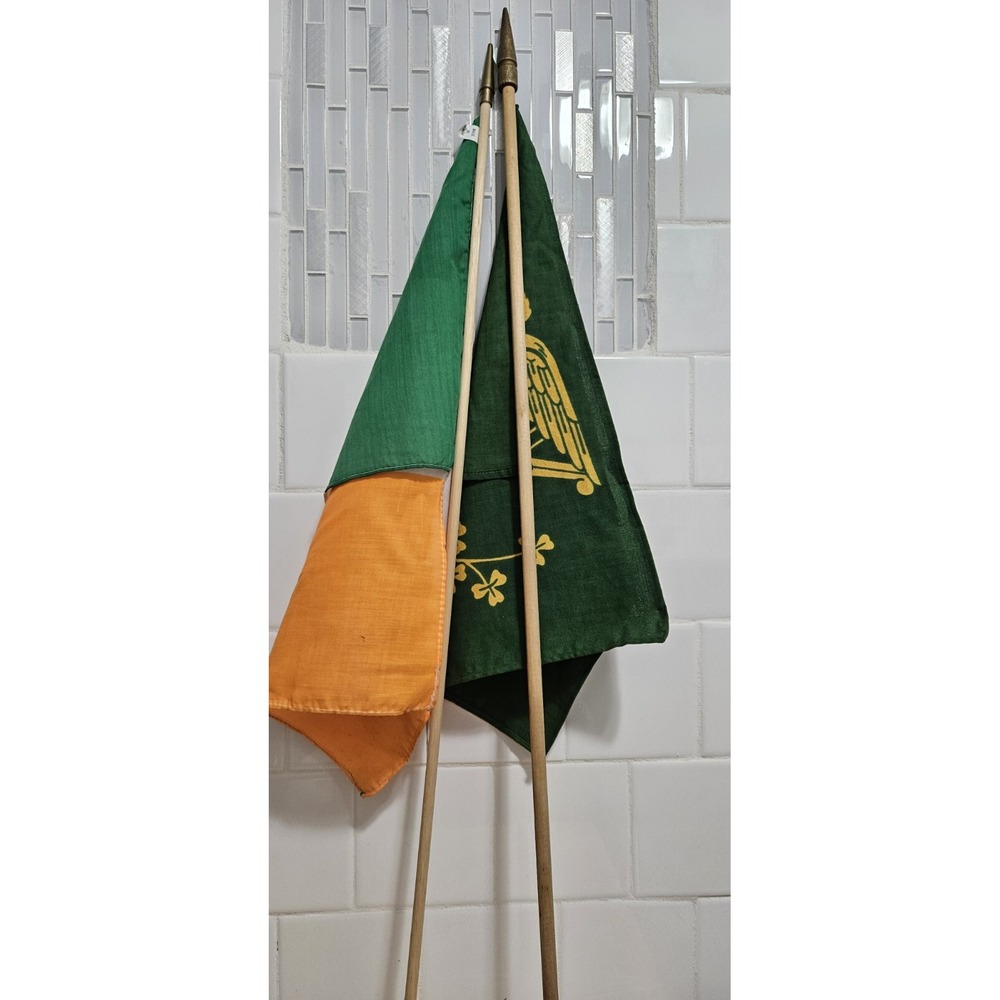 Lot 5: 1 Baseball Cap Hat Notre Dame 2 Irish Flags - Picture 2 of 8
